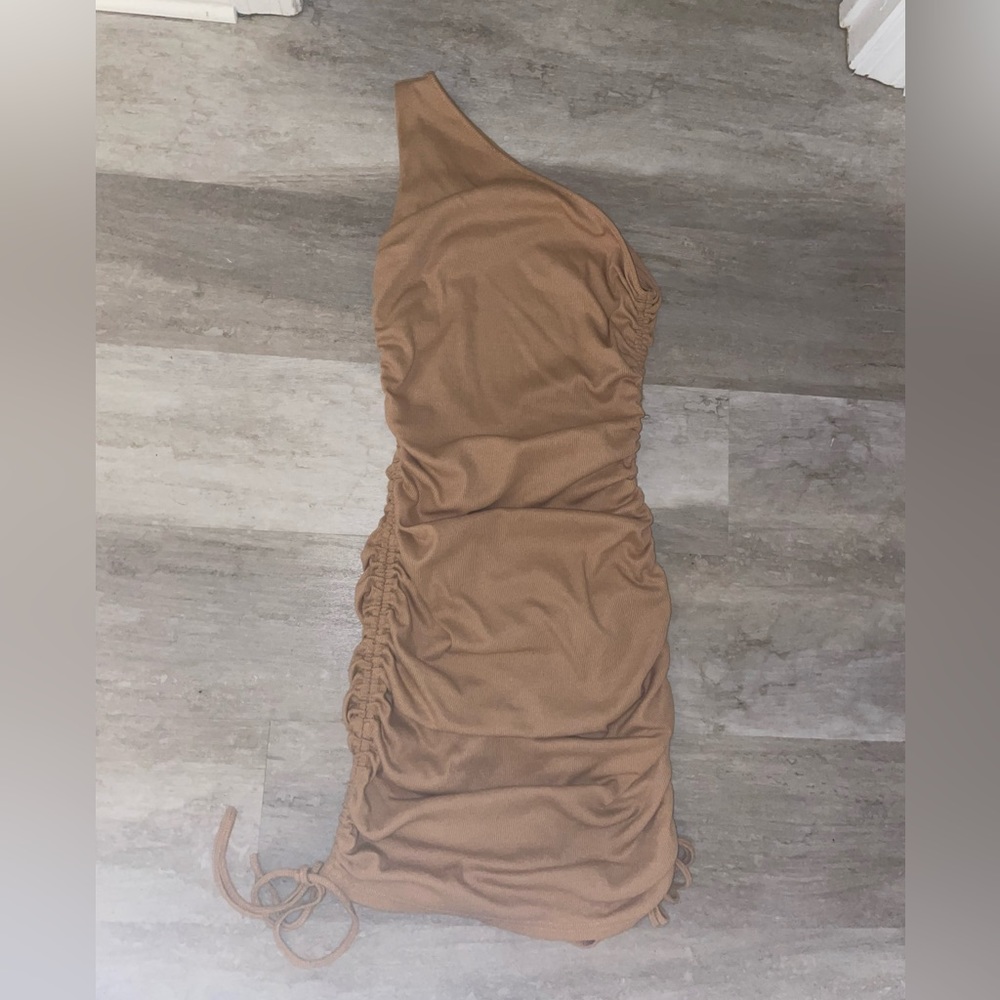 One shoulder dress